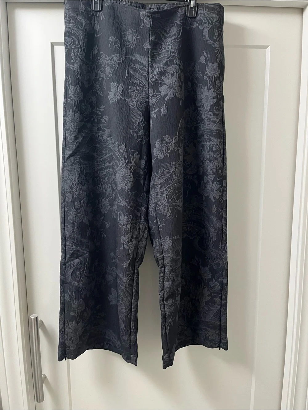 Nike Flared Jacquard Print Pants-NWT-size XL